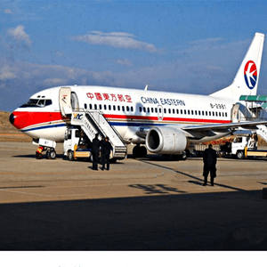 白塔航空邮寄航空快运业稳步发展的原因是什么？
